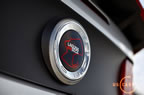 boss-302_details_c4.jpg (91kb)