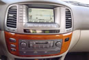 lx-470-2003-i.jpg (32kb)
